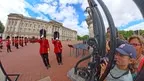 London: Changing of the Guard Experience – VR Travel screenshot 0