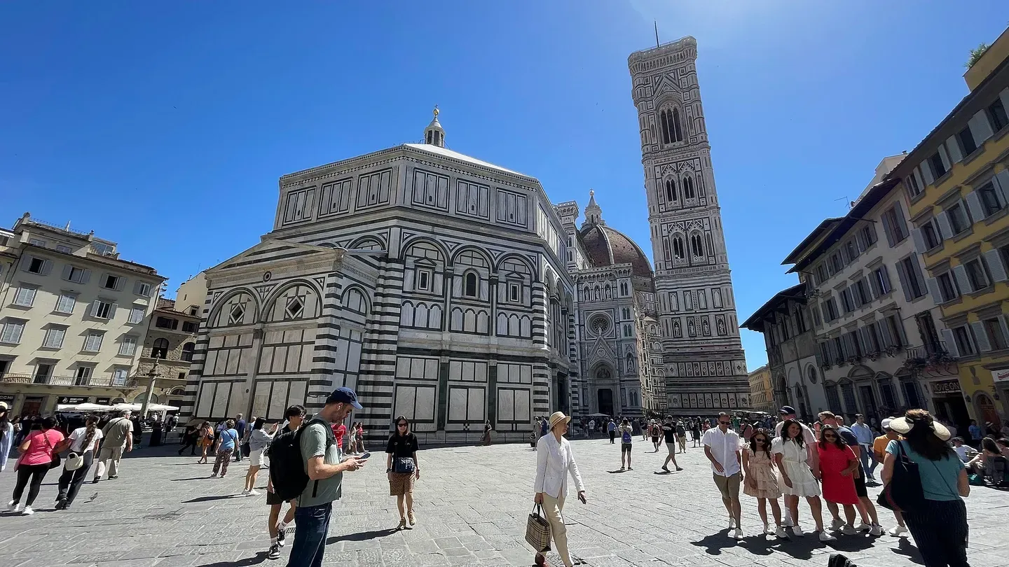 Florence VR: Climb Cathedral Bell Tower cover image