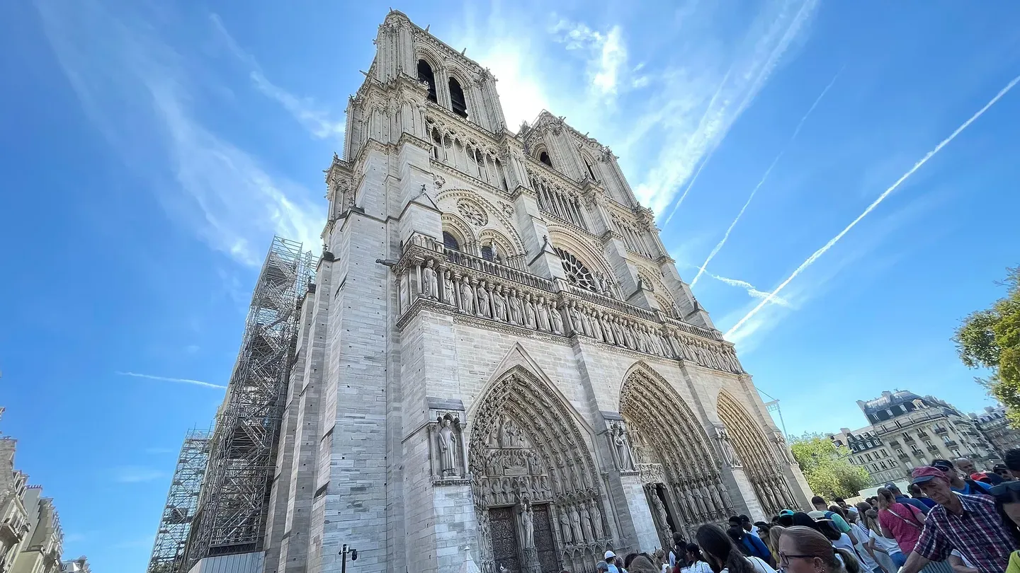 VR Travel Paris Notre-Dame Inside & Out cover image