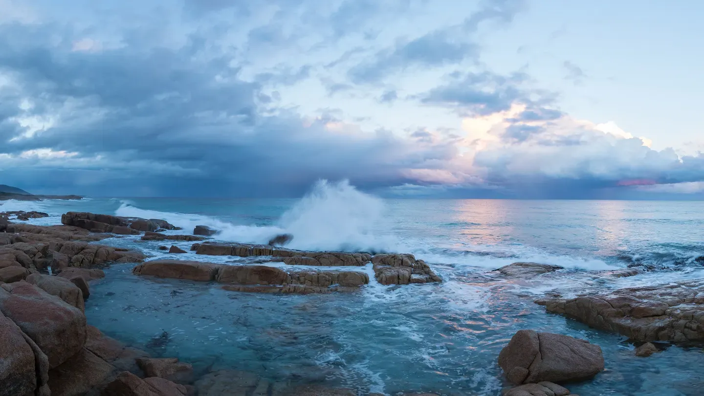 Immersive  Australia cover image