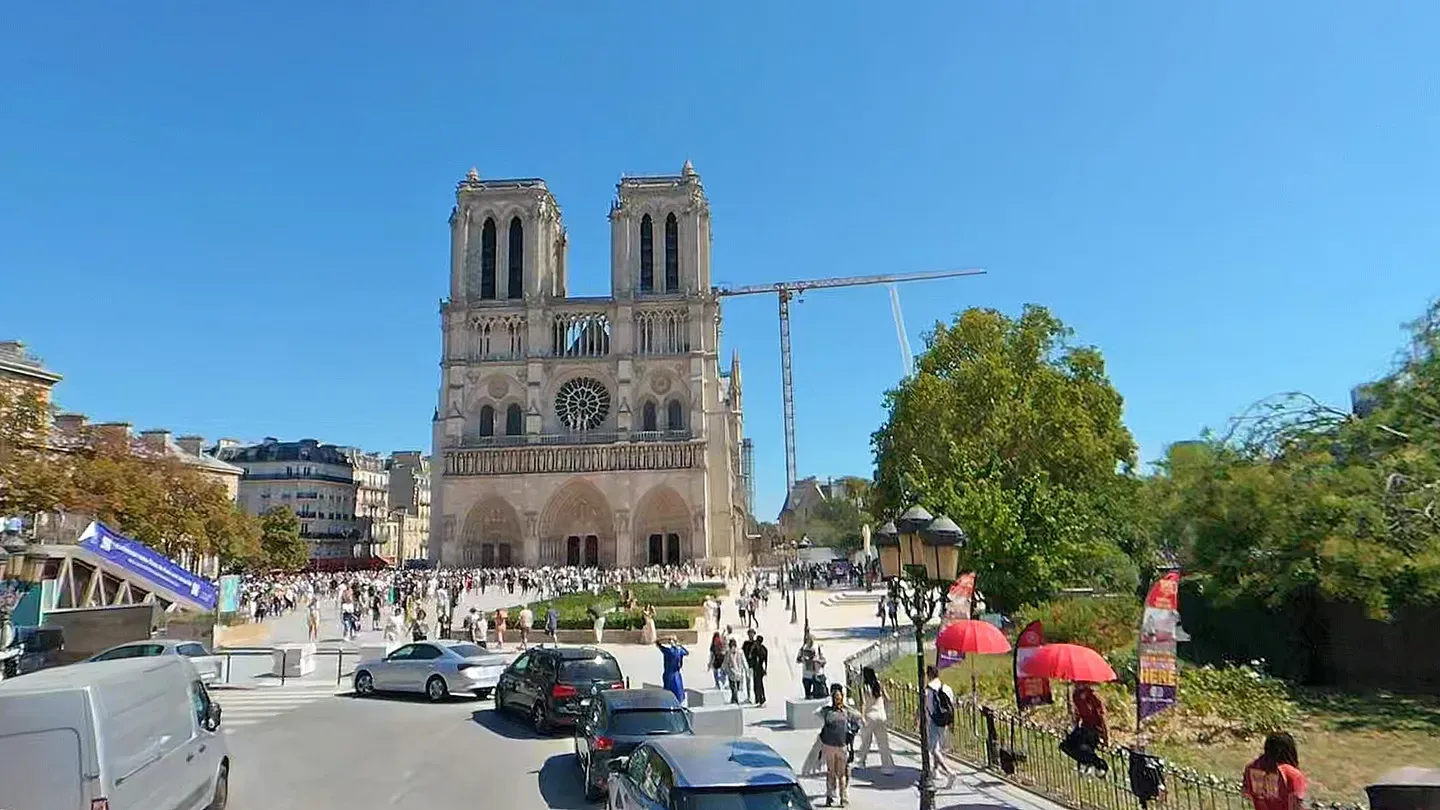 VR Travel Paris Bus Tour Full Experience cover image