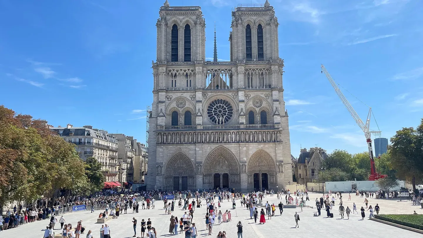 VR Travel Paris Notre-Dame Meditation cover image