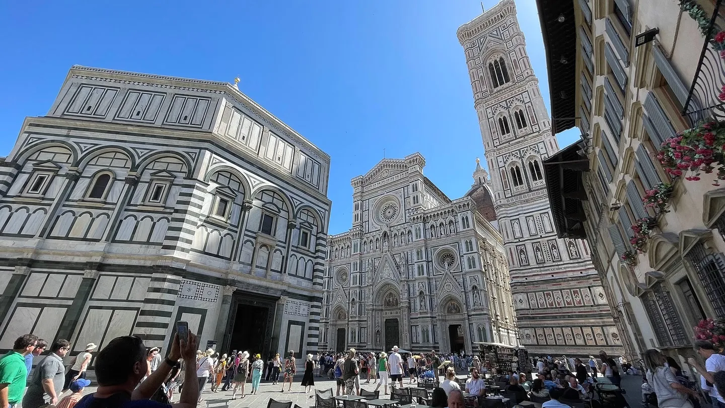 Florence VR Walk: From Duomo to David X2 cover image