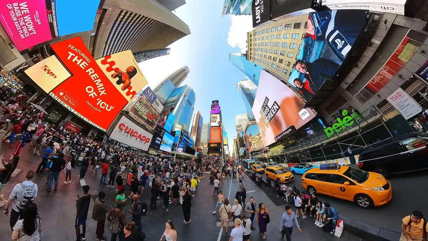 NYC Times Square VR Travel Giant's View cover image