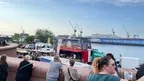 Sam and Marcus Hamburg Harbor Fish Market Adventure Germany - VR Travel screenshot 1